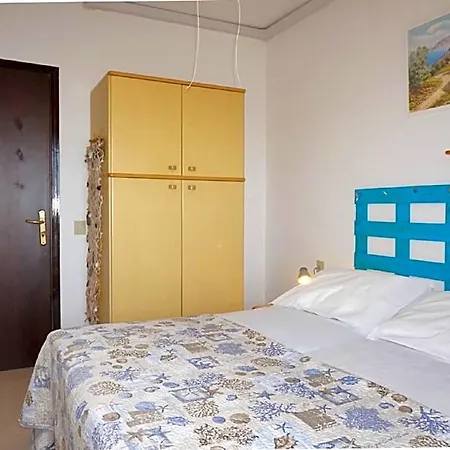 Beautiful For 4 Persons-pool-tv