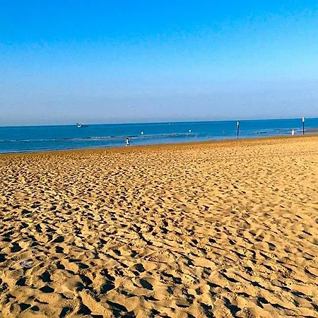 Beautiful For 4 Persons-pool-tv 3* Caorle